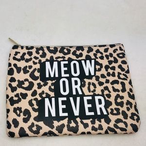 ruby and cash makeup bolsa